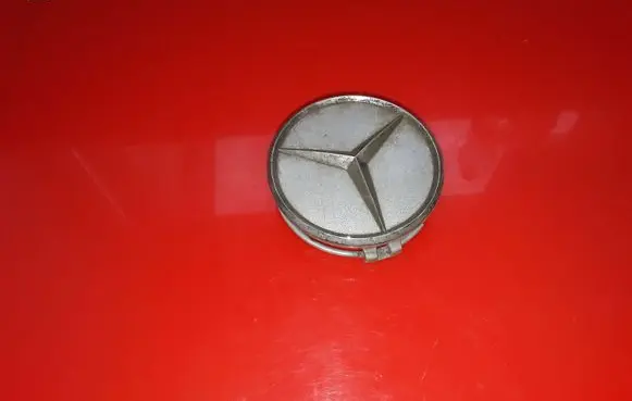 Mercedes-Benz ML W164 Original wheel cap 2204000125