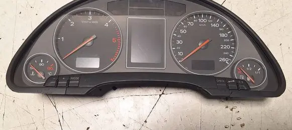 Audi A4 S4 B6 8E 8H Speedometer (instrument cluster) 0263626135 9134051148 8E0920930R