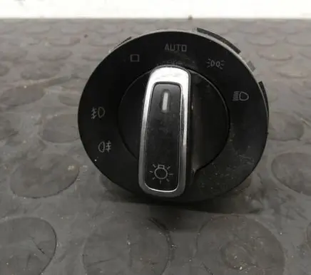 Skoda Superb B6 (3T) Light switch 3T0941431B
