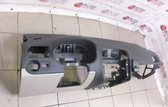 Volkswagen Polo V 6R Dashboard