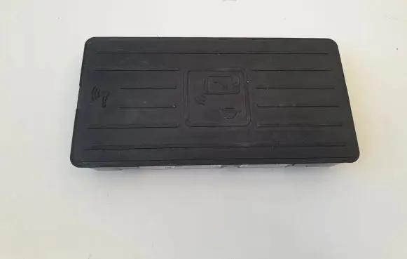 Audi A4 S4 B9 Wireless charging module 8w0035502c