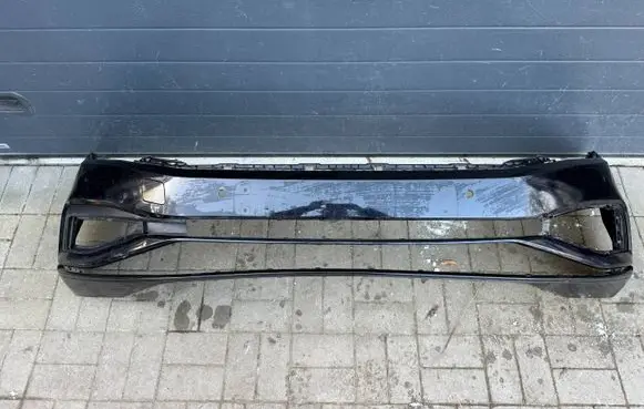 Volkswagen PASSAT B8 Front bumper 3G0807221F
