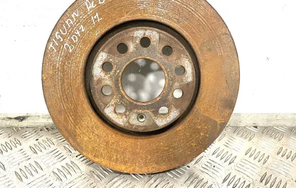 Volkswagen Tiguan Front brake disc