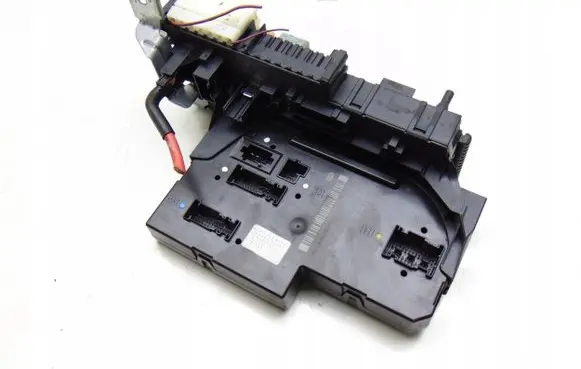 Mercedes-Benz C W204 SAM control unit A2049060205
