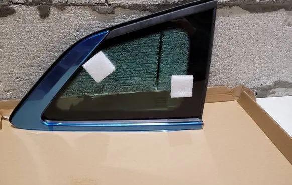 Renault Megane IV Rear side window 833062109r