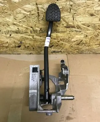 BMW 3 E90 E91 Brake pedal