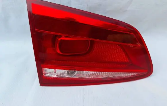 Volkswagen PASSAT B7 Rear/tail lights 3AF945093J 605511