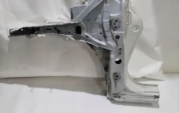 Subaru Forester SJ Front bumper corner part panel trim 