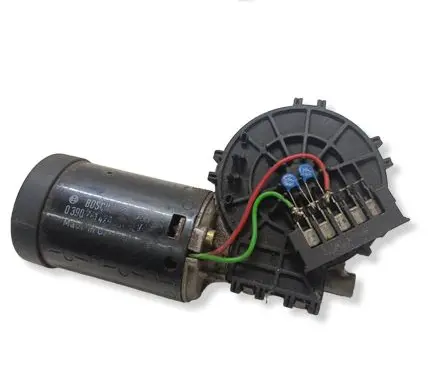 Mercedes-Benz E W210 Wiper motor 0390241420