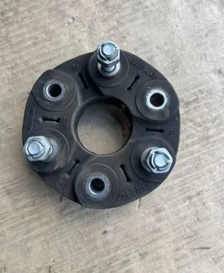 BMW 5 G30 G31 G38 Rear prop shaft donut coupling/joint 7610061