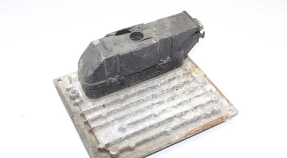 Ford Fiesta Engine control unit/module 6S6112A650MD