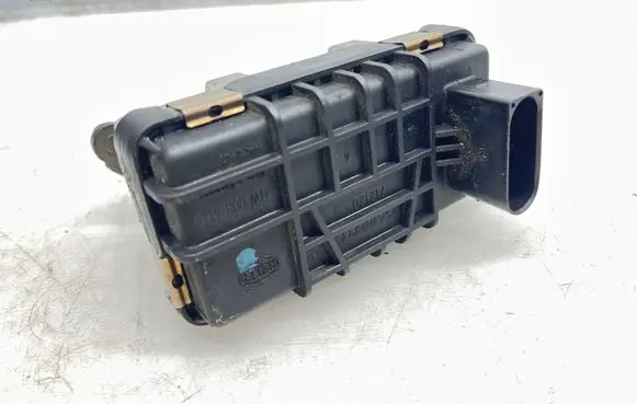 Mercedes-Benz E W211 Turbine electric control actuator 6NW008412