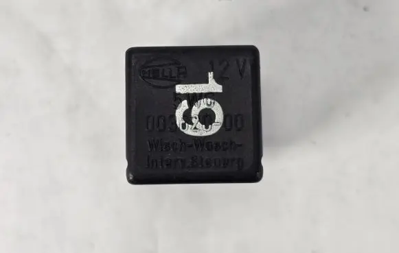Audi A4 S4 B5 8D Other relay 00362000