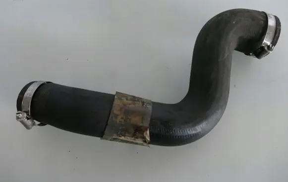 Land Rover Range Rover Sport L320 Intercooler hose/pipe 7H329G738AB