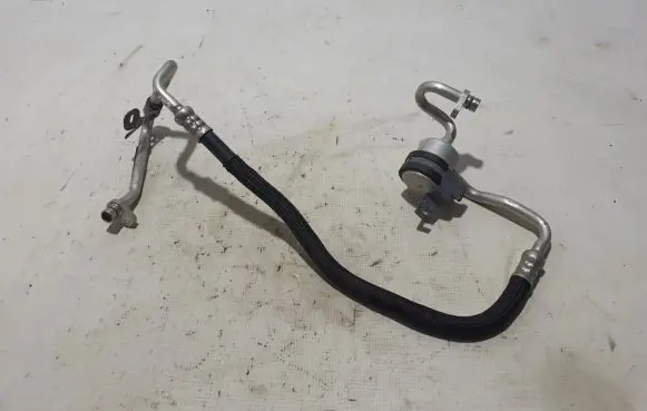 Renault Captur II Air conditioning (A/C) pipe/hose 924901423R