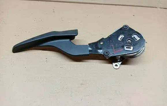 Volkswagen PASSAT B7 Seat adjustment assembly