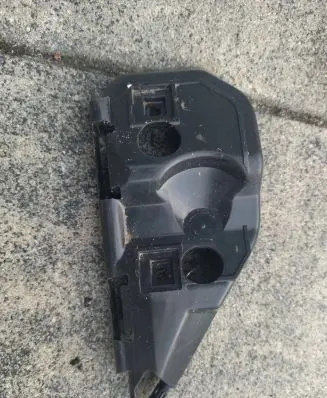 Volvo V50 Front bumper mounting bracket 31265396