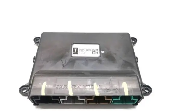 Tesla Model S Air conditioning/heating control unit 1011400-00-B