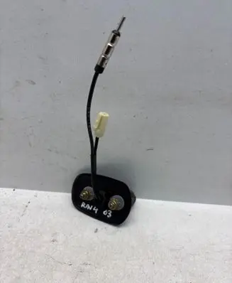 Toyota RAV 4 (XA20) Radio antenna 