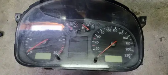Volkswagen Multivan T4 Tachometer 7D0920800B 110008934003