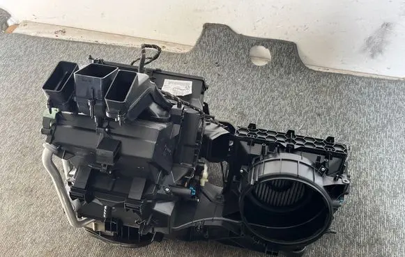 Volkswagen Golf VII Interior heater climate box assembly housing 5Q1816005AE 0T32545B 601816005AE