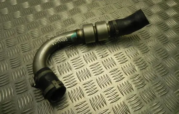 Ford Focus Air intake hose/pipe VD15489
