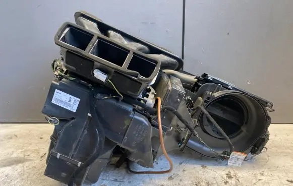 Audi A2 Interior heater climate box assembly 5Q0907461