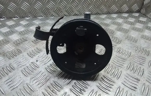 Volvo S40 Power steering pump 30741789 7613955157