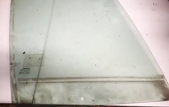 Renault Scenic I Front door window glass four-door as2