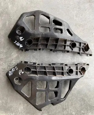 Toyota Auris E180 Front bumper mounting bracket 52535 T0Y0TA 02050