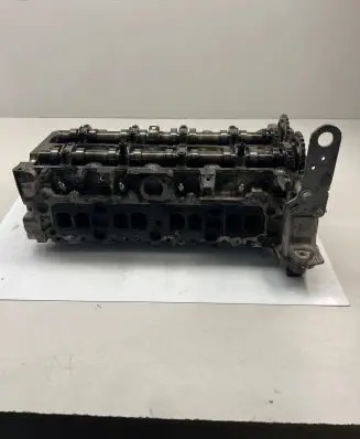 Mercedes-Benz A W176 Engine head 0162M2297