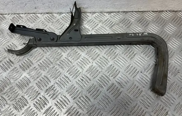 Radiator support slam panel bracket