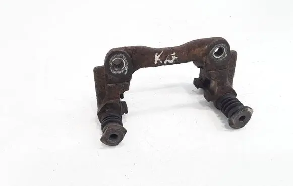 Toyota Avensis T250 Brake caliper pad carrier rear 0204Y01338