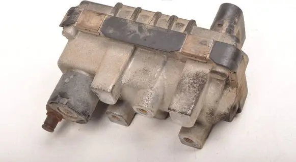 Volvo XC60 Turbo charger electric actuator 6NW009543