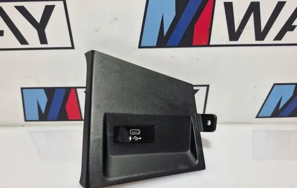 BMW X1 F48 F49 AUX in-socket connector 