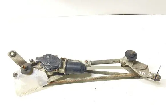 Infiniti G35 Front wiper linkage and motor