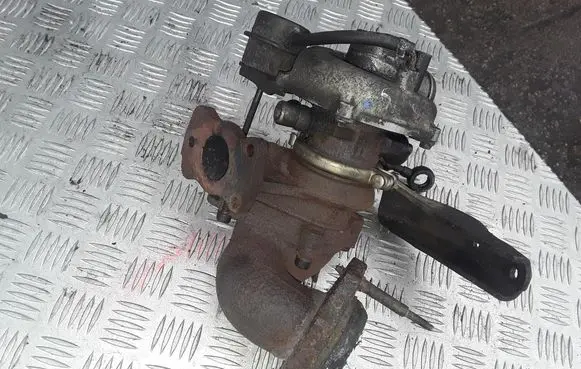 Citroen Xsara Picasso Turbo 9645247080 VVP10506