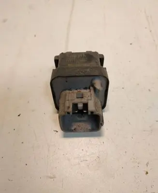Toyota Corolla E120 E130 Glow plug pre-heat relay 2861067010