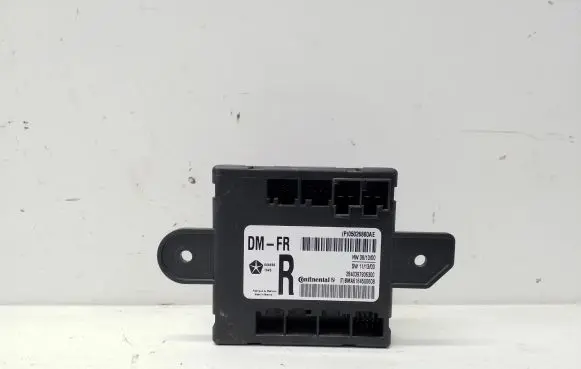 Dodge Grand Caravan Door control unit/module 05026860AE