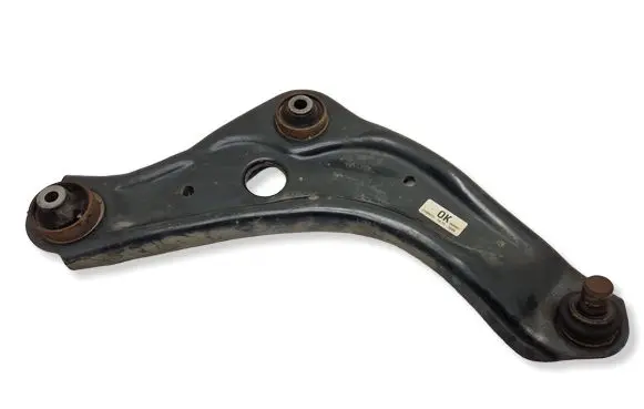Nissan Qashqai Front lower control arm/wishbone 44EA0BRH 1502117A