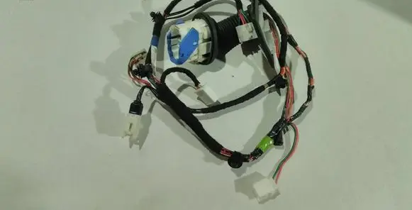 Mazda 2 Front door wiring loom DBDNDF8 K7005DV