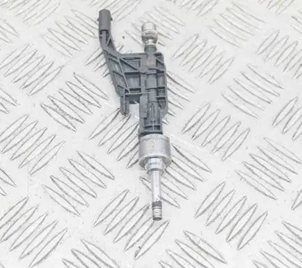 BMW X5 G05 Fuel injector 0261500437 8656548