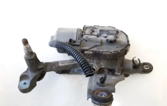 Front wiper linkage and motor