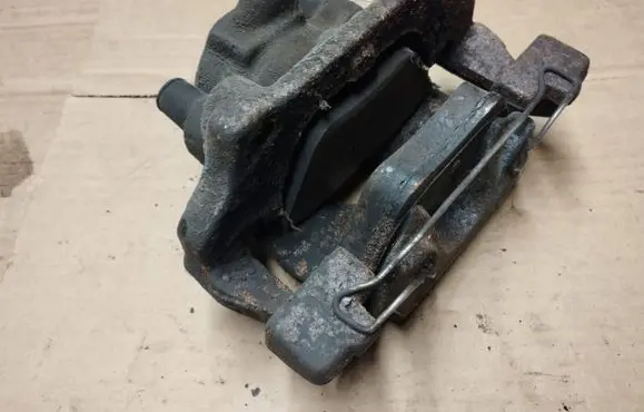 Chrysler Crossfire Front brake caliper 5728300