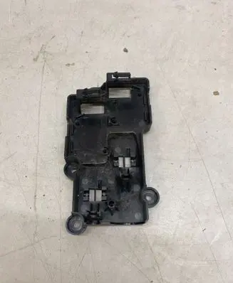 Tesla Model X Other devices 105799100F