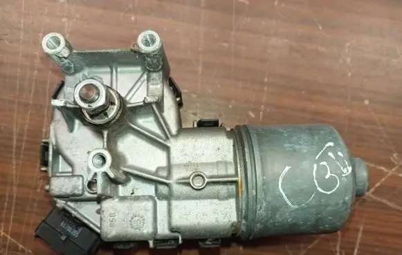 Peugeot Partner Wiper motor 0390241621