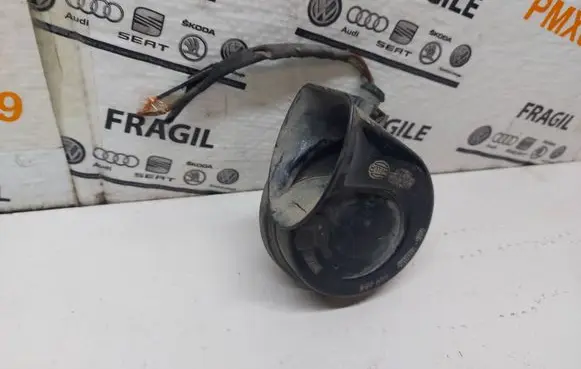 Volkswagen PASSAT B6 Horn signal E1000209 E10209