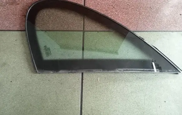 Seat Ibiza III (6L) Rear side window 43R000015
