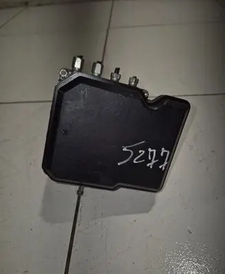 Nissan Juke I F15 ABS Pump TD8405 85272349 0441RJ8530