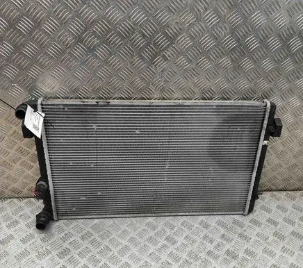 Seat Leon (1P) Coolant radiator 1J0121253AC